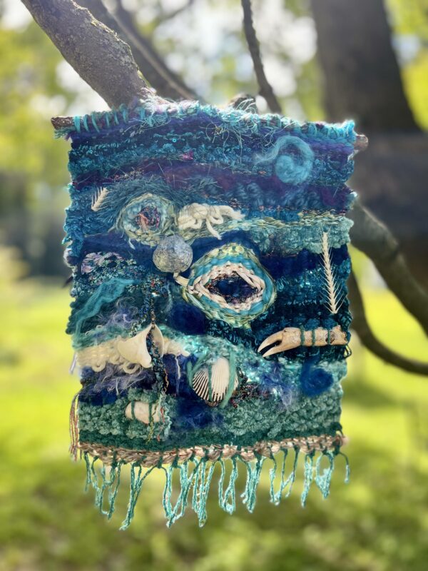 Nantucket Blues Treasures Tapestry - Image 4