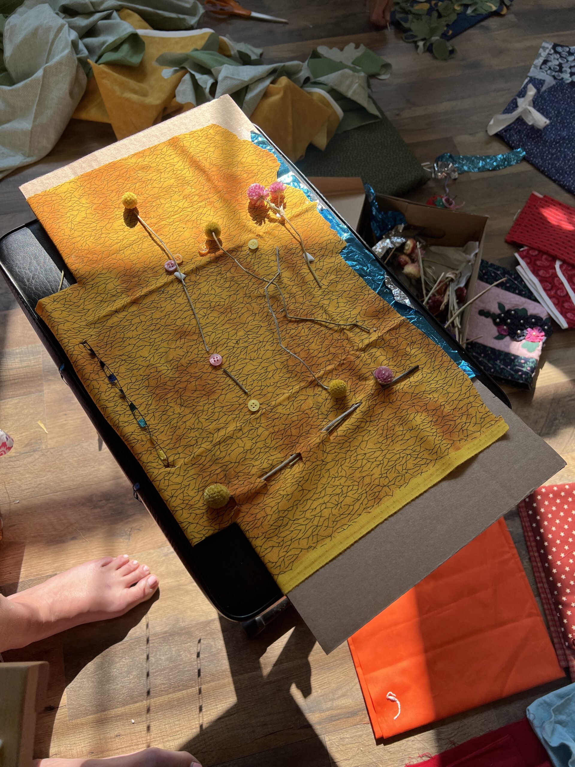 Find Yourself through Fiber and Fabric Collage, online - Image 8