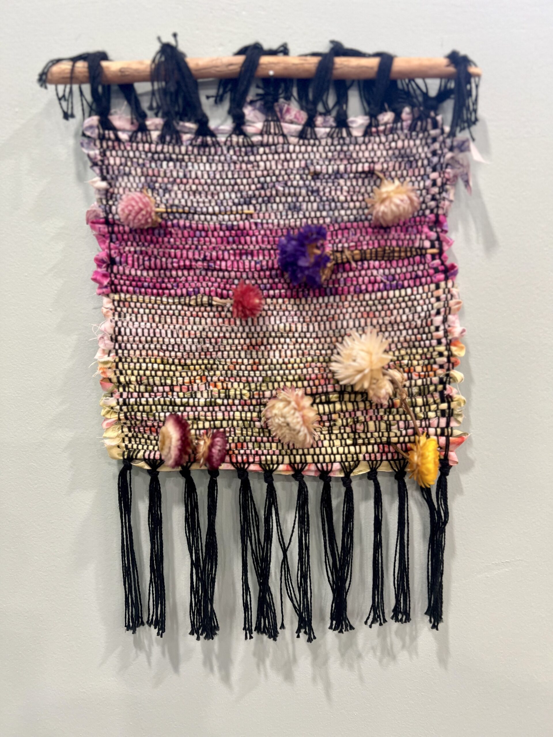 Dried Flower Garden tapestry - Image 4